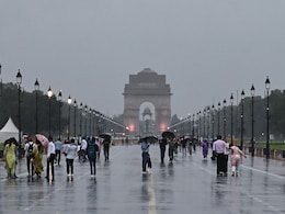 पहाड़ों में बर्फबारी से पारा लुढ़का, क्या फिर लौटेगी बारिश, करवा चौथ पर बादलों से लुकाछिपी करेगा चांद? पहाड़ों में बर्फबारी से पारा लुढ़का, क्या फिर लौटेगी बारिश, करवा चौथ पर बादलों से लुकाछिपी करेगा चांद?
