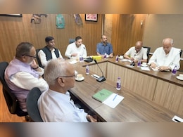 बिहार चुनाव: महागठबंधन अब भी सीटों में उलझा! सहनी नाराज, IP गुप्ता आउट, जानिए क्यों कन्फ्यूजन मोड में है RJD-कांग्रेस बिहार चुनाव: महागठबंधन अब भी सीटों में उलझा! सहनी नाराज, IP गुप्ता आउट, जानिए क्यों कन्फ्यूजन मोड में है RJD-कांग्रेस
