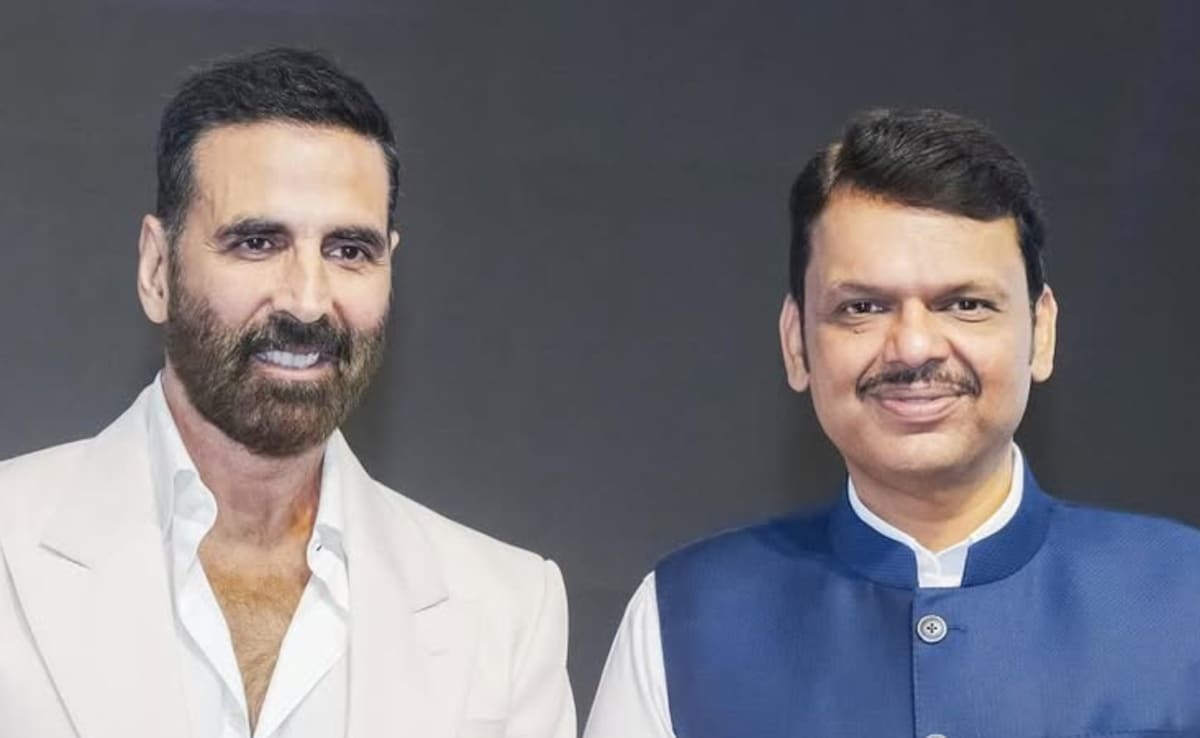 Devendra Fadnavis And Akshay Kumar Talk About Revamping Mumbai Film City, And How To Eat A Santra