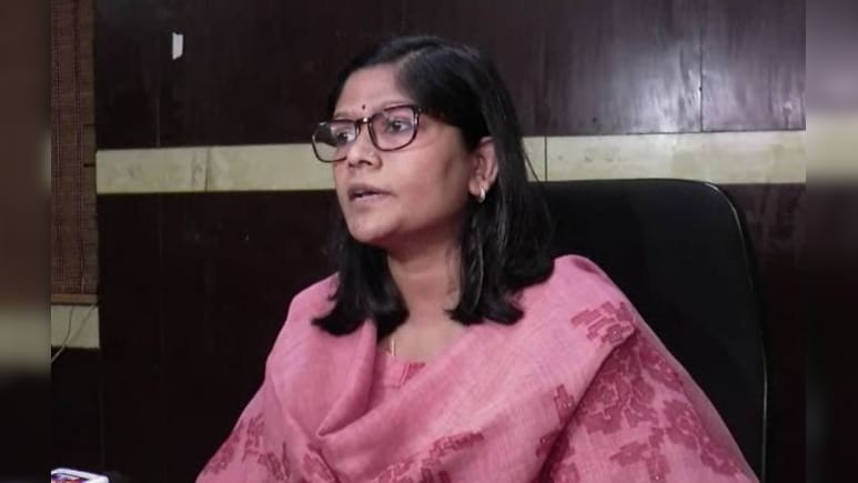 ग्वालियर में वोटर लिस्ट अपडेशन की तैयारी, कलेक्टर ने राजनीतिक दलों क़ो समझाई SIR प्रक्रिया ग्वालियर में वोटर लिस्ट अपडेशन की तैयारी, कलेक्टर ने राजनीतिक दलों क़ो समझाई SIR प्रक्रिया