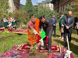 In Bhutan, Chief Justice Marvels At &#039;Harmony&#039;, Recalls 2013 Bollywood Film