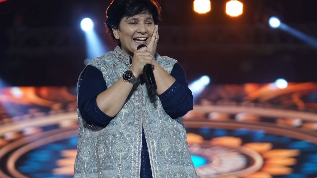 Falguni Pathak Opens Up On Loneliness: <i>"Pehle Akela Mehsoos Hota Tha"</i>