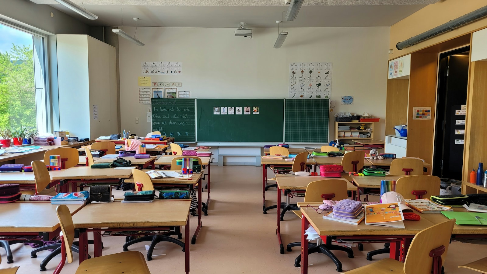 School Assembly News Headlines (July 1): Top National, International News