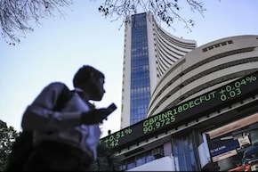 Market Closing: तेजी के बाद मुनाफा वसूली का झटका, गिरते बाजार में कमाल कर गए ये शेयर