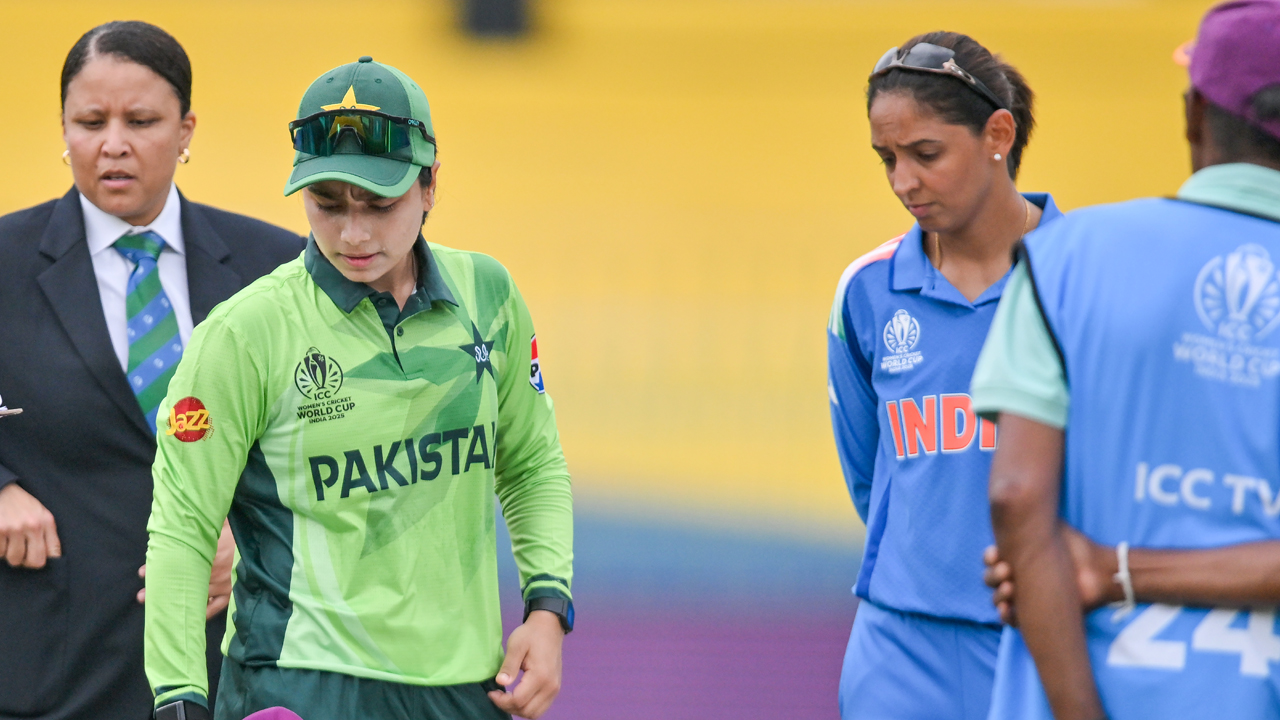 India vs Pak: No Handshake In Womens WC. Harmanpreet Kaur, Fatima Sana Stick To Business