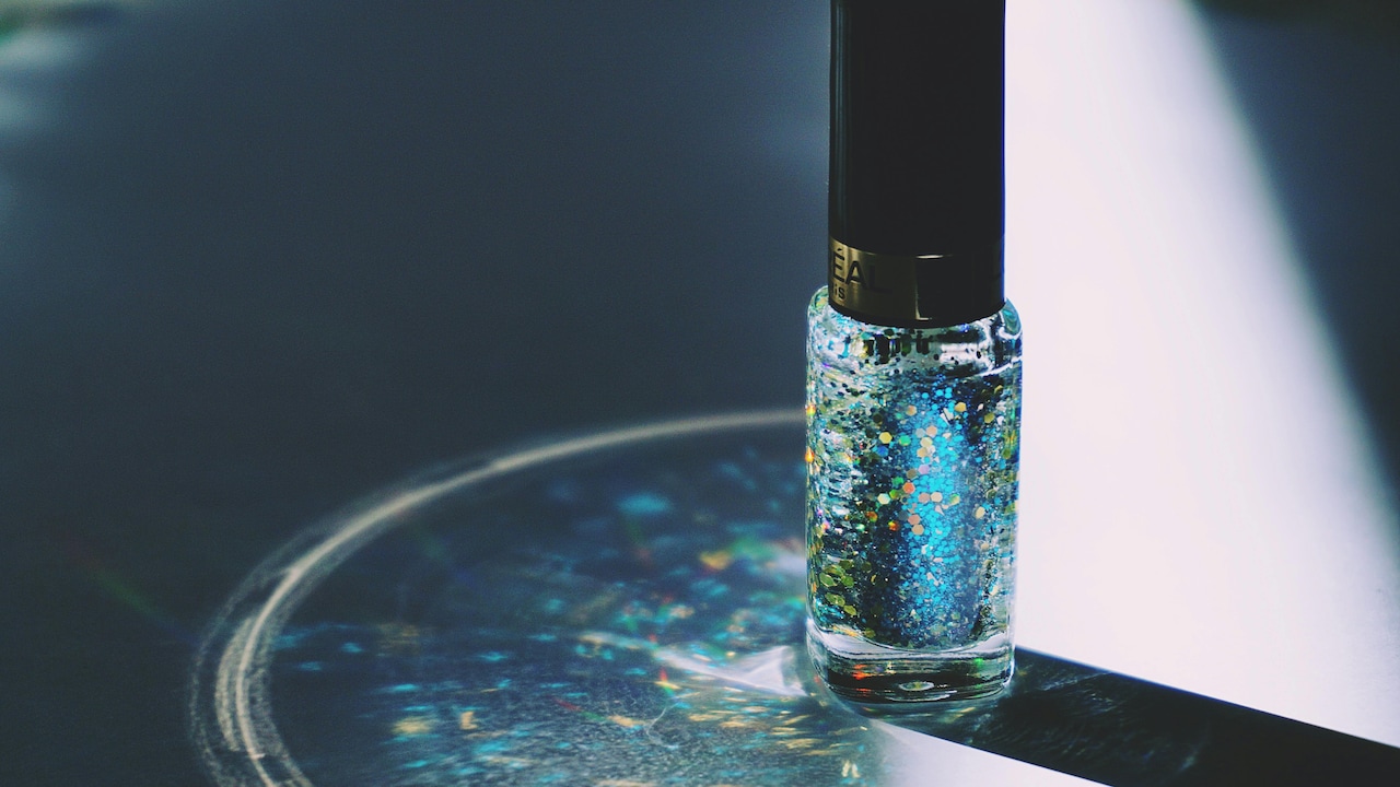 DIY Nail Care: Easy Ways to Make Your Nail Polish Stay Perfect