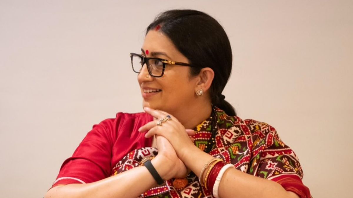 Smriti Irani Reacts To 8-Hour Shifts Amid Deepika Padukone Row: "That's An Individual Issue"