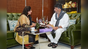 Biocon Founder Visits DK Shivakumar Amid Face-Off Over Bengaluru Infra