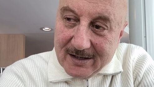 सतीश शाह के निधन की खबर पर रो पड़े अनुपम खेर, रोशेश यानी राजेश कुमार बोले- पिता को खो दिया