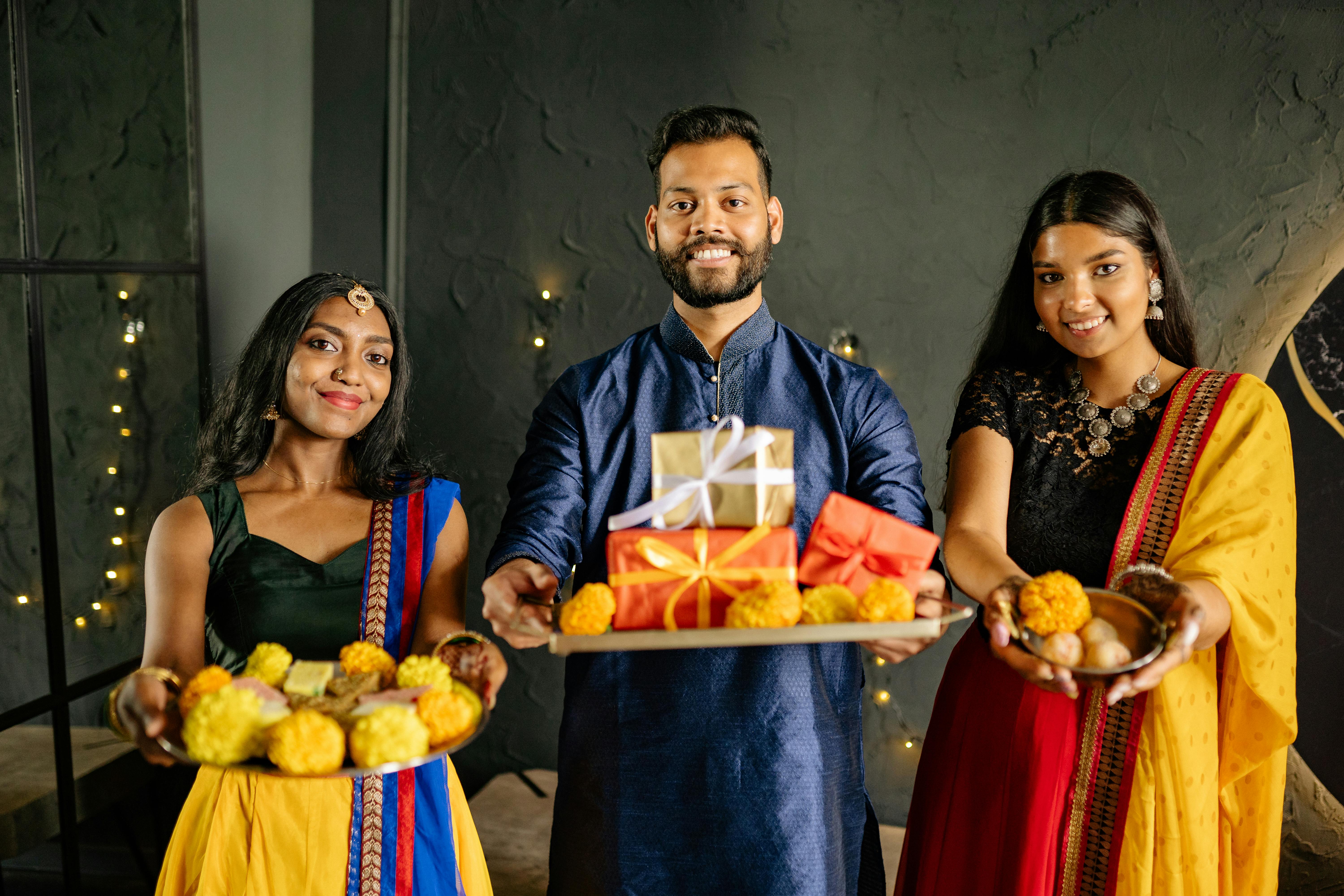 Last-Minute Diwali Hosting? Make These Quick Snacks In Just 10 Minutes