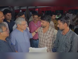12000 स्पेशन ट्रेनें, 12 लाख कर्मी, मंत्री का औचक निरीक्षण... दिवाली-छठ पर घर जा रहे लोगों की सेवा में सरकार 12000 स्पेशन ट्रेनें, 12 लाख कर्मी, मंत्री का औचक निरीक्षण... दिवाली-छठ पर घर जा रहे लोगों की सेवा में सरकार