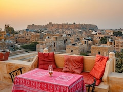 Jaipur vs Udaipur - Which Rajasthan City Will Give You A More Memorable Trip?