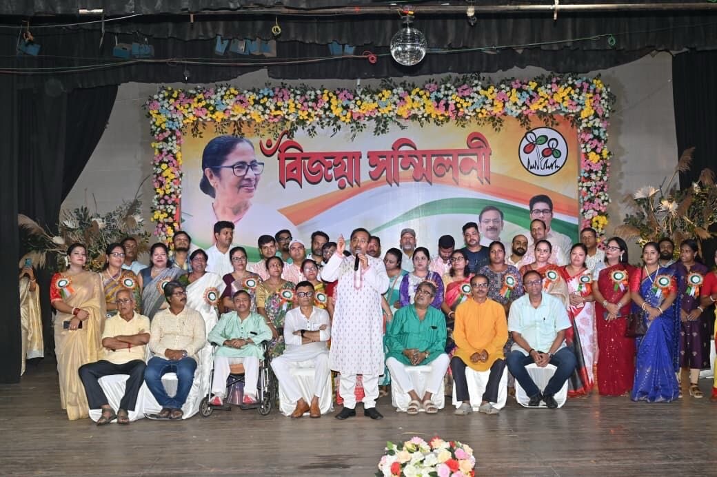 Trinamool To Hold 100 'Bijoya Sammelani' Meetings, Electoral Rolls In Focus