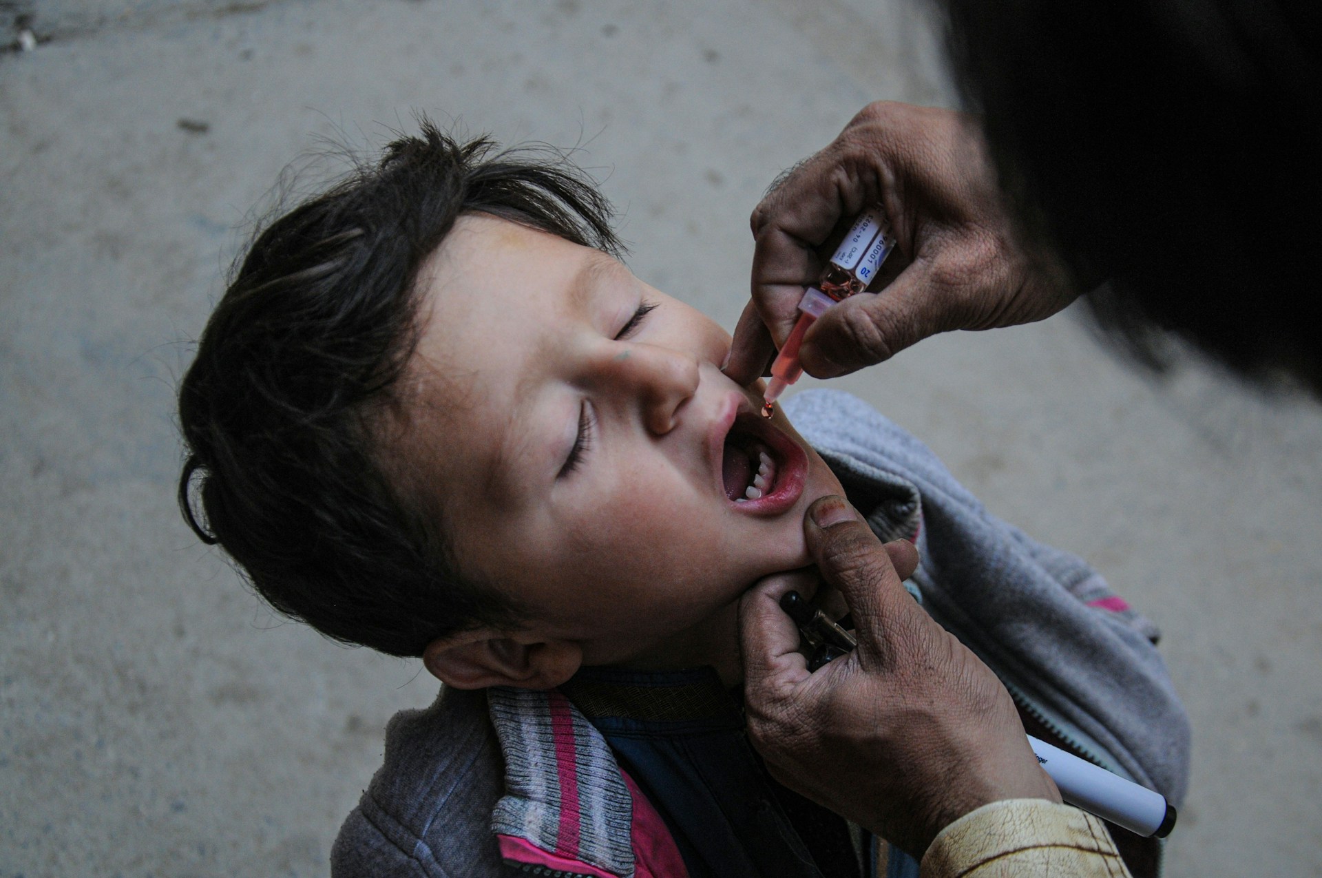 Polio Campaign Proves Ineffective In Pakistan As Nearly 1 Million Children Remain Unvaccinated