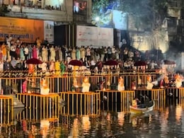 मुंबई के बाणगंगा पर होने वाली भव्य आरती को मिली इजाजत, पढ़ें क्यों है ये इतना खास मुंबई के बाणगंगा पर होने वाली भव्य आरती को मिली इजाजत, पढ़ें क्यों है ये इतना खास