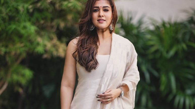 Nayanthara Completes 22 Years In Films With A Warm Note: "Forever Grateful" Nayanthara Completes 22 Years In Films With A Warm Note: "Forever Grateful"