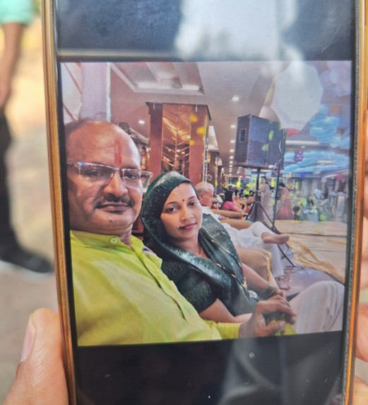 Man Strangles Wife At Delhi Home, Daughter Was Sleeping In Same Room: Cops	