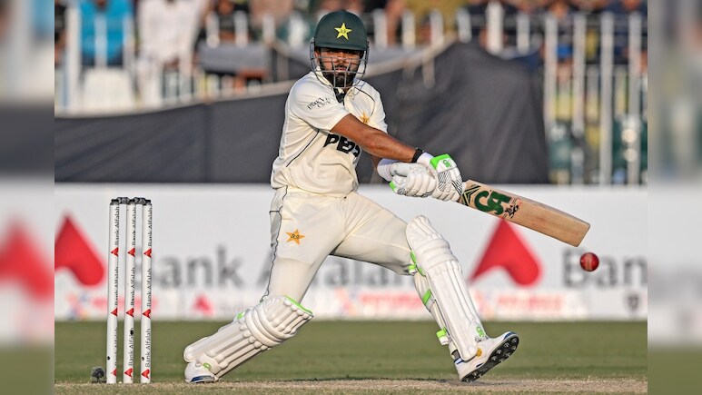 PAK vs BAN 1st Test: पाकिस्तान को बड़ा झटका, बाबर आजम बांग्लादेश के खिलाफ पहले टेस्ट से बाहर
