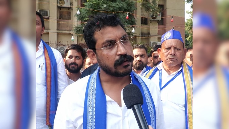 बिहार चुनाव पर चन्द्रशेखर आजाद का बड़ा बयान, बोले- हमने विकल्प देकर बड़े दलों का कॉम्पटीशन बढ़ाया बिहार चुनाव पर चन्द्रशेखर आजाद का बड़ा बयान, बोले- हमने विकल्प देकर बड़े दलों का कॉम्पटीशन बढ़ाया