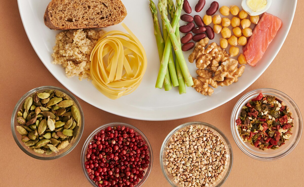 Nutritionist Explains Why Whole Foods Can Cover Your Micronutrient Needs