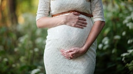 Winter Babies Are Born In Peak Viral Season: How Pregnant Women Can Protect Themselves