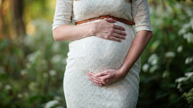 Winter Babies Are Born In Peak Viral Season: How Pregnant Women Can Protect Themselves