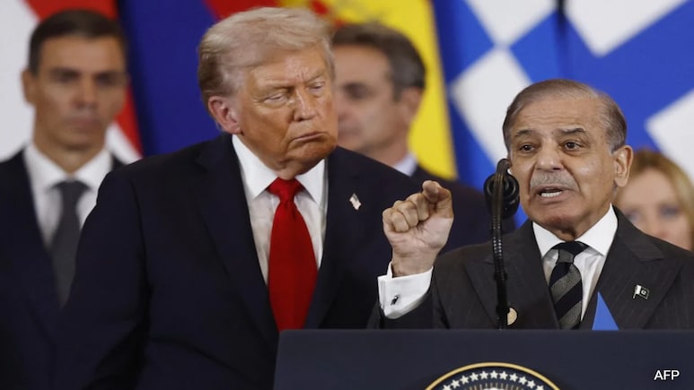 "Puppets Sold Pakistan": Internet Slams Shehbaz Sharif For Trump's 'Flattery' "Puppets Sold Pakistan": Internet Slams Shehbaz Sharif For Trump's 'Flattery'
