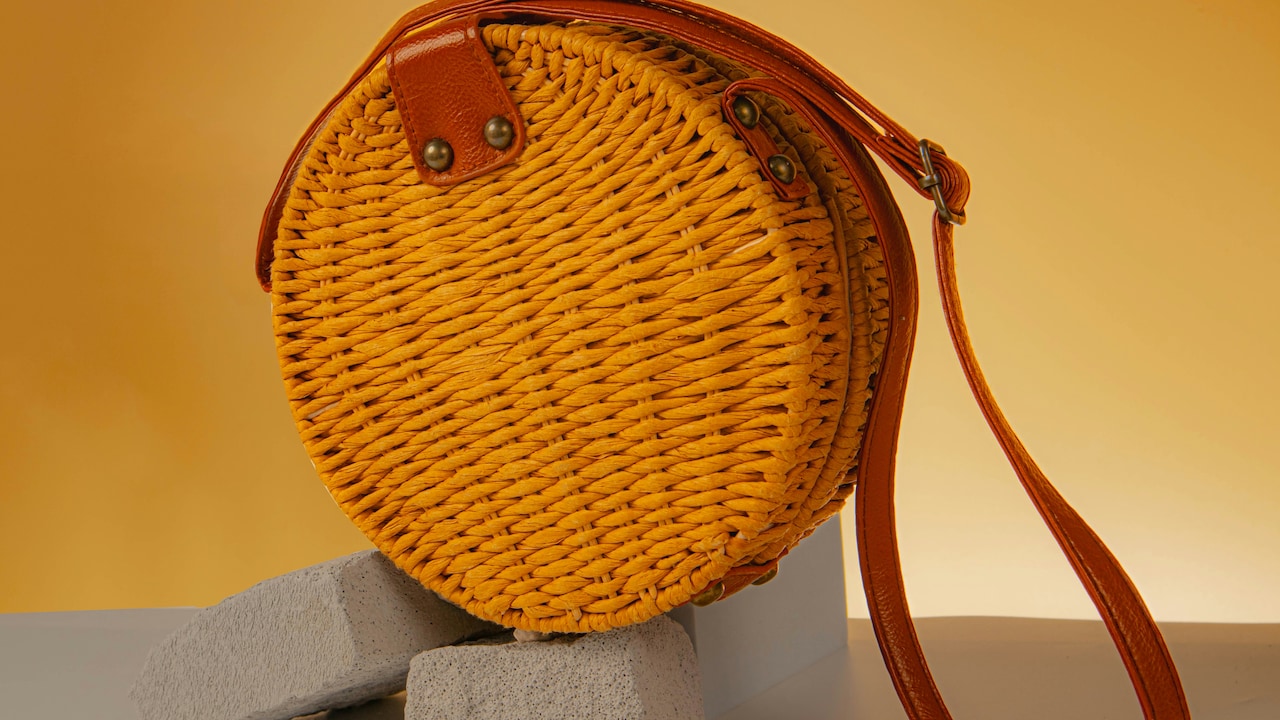 Sling Bag Hacks: How to Pack Smart for Airport and Daily Use