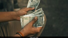 रेलवे में चपरासी को कितनी सैलरी मिलती है? जानकर हैरान रह जाएंगे आप