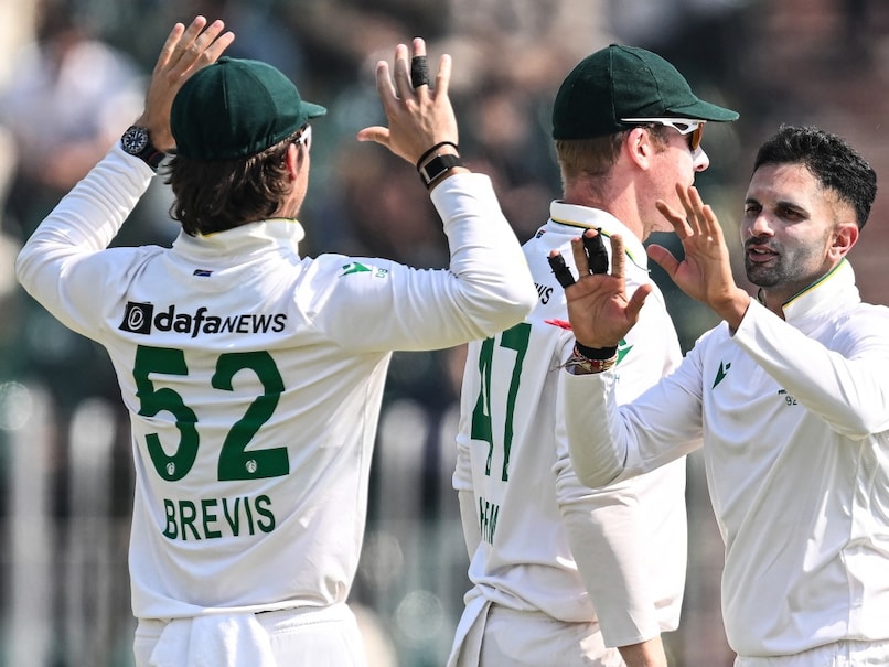 Pakistan vs South Africa LIVE Score, 2nd Test Day 2: Pakistan Lose 5 Wickets For 17 Runs In 1st Innings vs SA