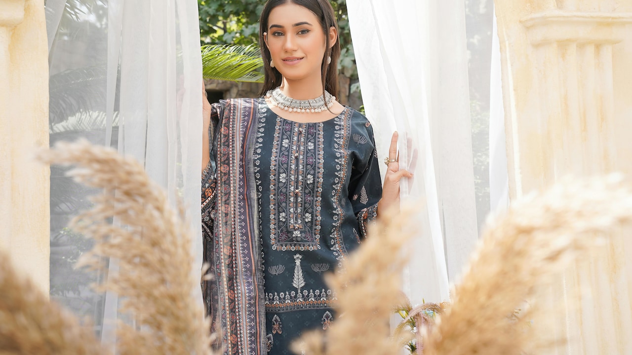 Top Apparel Trends: Latest Clothing Styles To Refresh Your Wardrobe