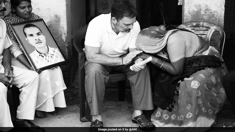 Rahul Gandhi Meets Family Of Dalit Man Lynched In Raebareli Rahul Gandhi Meets Family Of Dalit Man Lynched In Raebareli