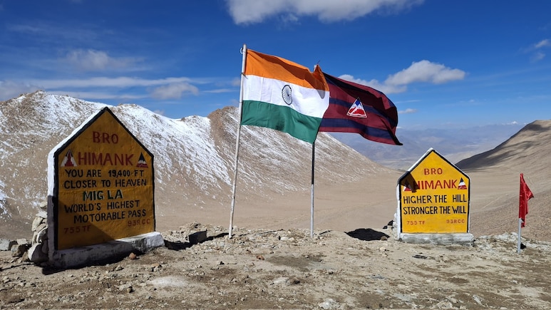 India Builds World's Highest Motorable Road At 19,400 Ft In Ladakh