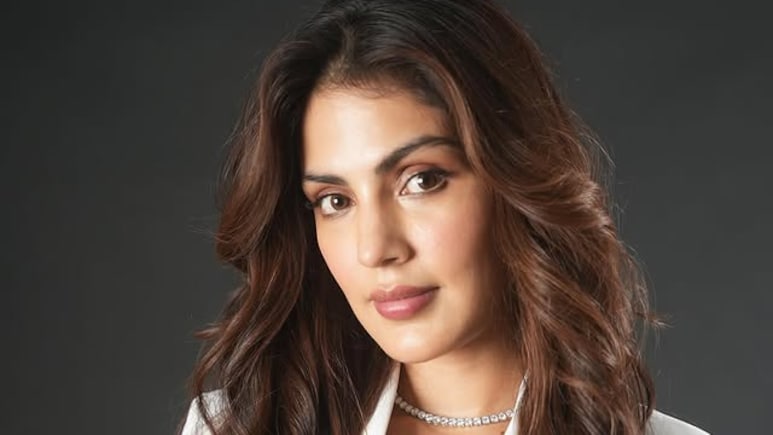 Rhea's Post On Getting Her Passport Back From Anti-Drug Agency After 5 Years : "<i>Satyameva Jayate</i>"