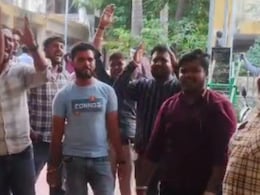 'जिसकी लाठी उसकी भैंस', हरदा का PM कॉलेज बना राजनीति का अखाड़ा, अतिथि विद्वान को बनाया 'तमाशा'; जानें मामला 'जिसकी लाठी उसकी भैंस', हरदा का PM कॉलेज बना राजनीति का अखाड़ा, अतिथि विद्वान को बनाया 'तमाशा'; जानें मामला