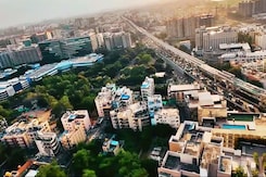 Bengaluru Techie's Viral Plea: Shut Down IT Parks, Go Remote To Fix City's Infrastructure Bengaluru Techie's Viral Plea: Shut Down IT Parks, Go Remote To Fix City's Infrastructure