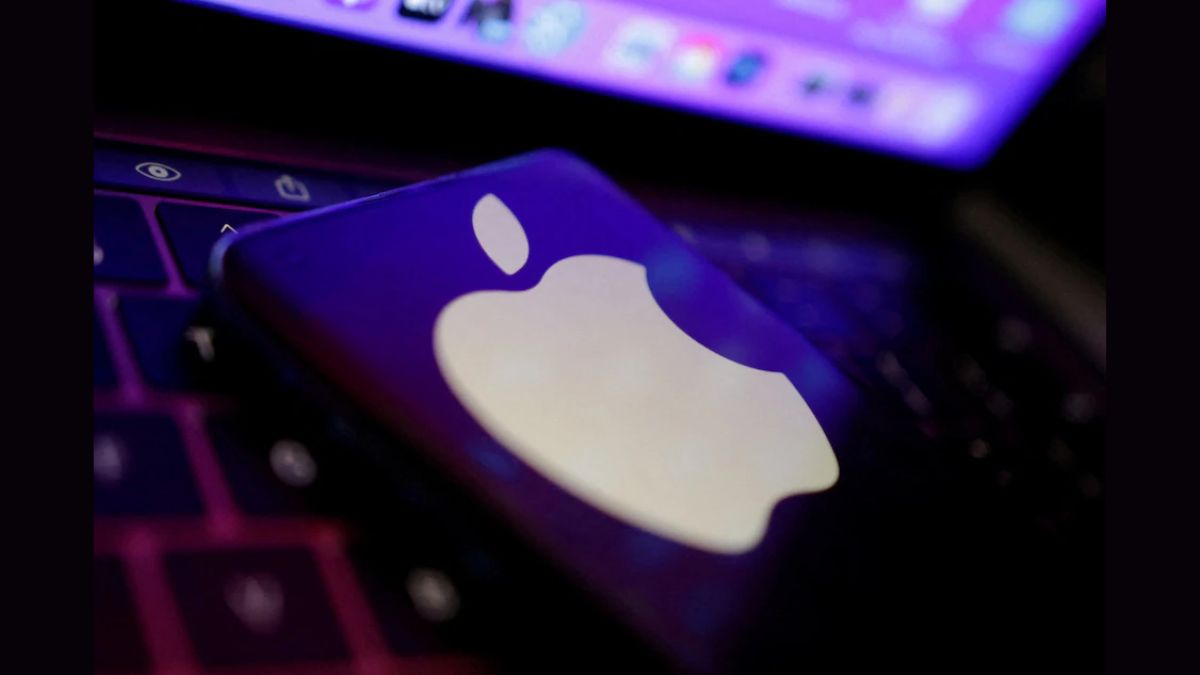 Apple TV+ च्या नावात बदल;  Brad Pitt,Kerry Condon चा F1 The Movie स्ट्रीमिंगसाठी तयार