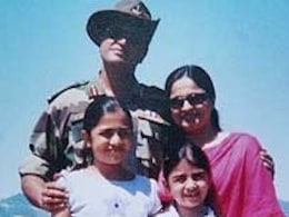 कश्मीर में आतंकियों से मुठभेड़ में पिता हुए शहीद, अब बेटी है देश की टॉप एक्ट्रेस, 3 दिन में फिल्म ने कमाए 235 करोड़ कश्मीर में आतंकियों से मुठभेड़ में पिता हुए शहीद, अब बेटी है देश की टॉप एक्ट्रेस, 3 दिन में फिल्म ने कमाए 235 करोड़