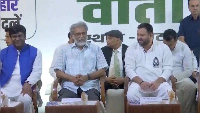 तेजस्वी के CM फेस बनते ही महागठबंधन में सुलह के संकेत, दो सीटों से RJD के खिलाफ कैंडिडेट के नाम वापस