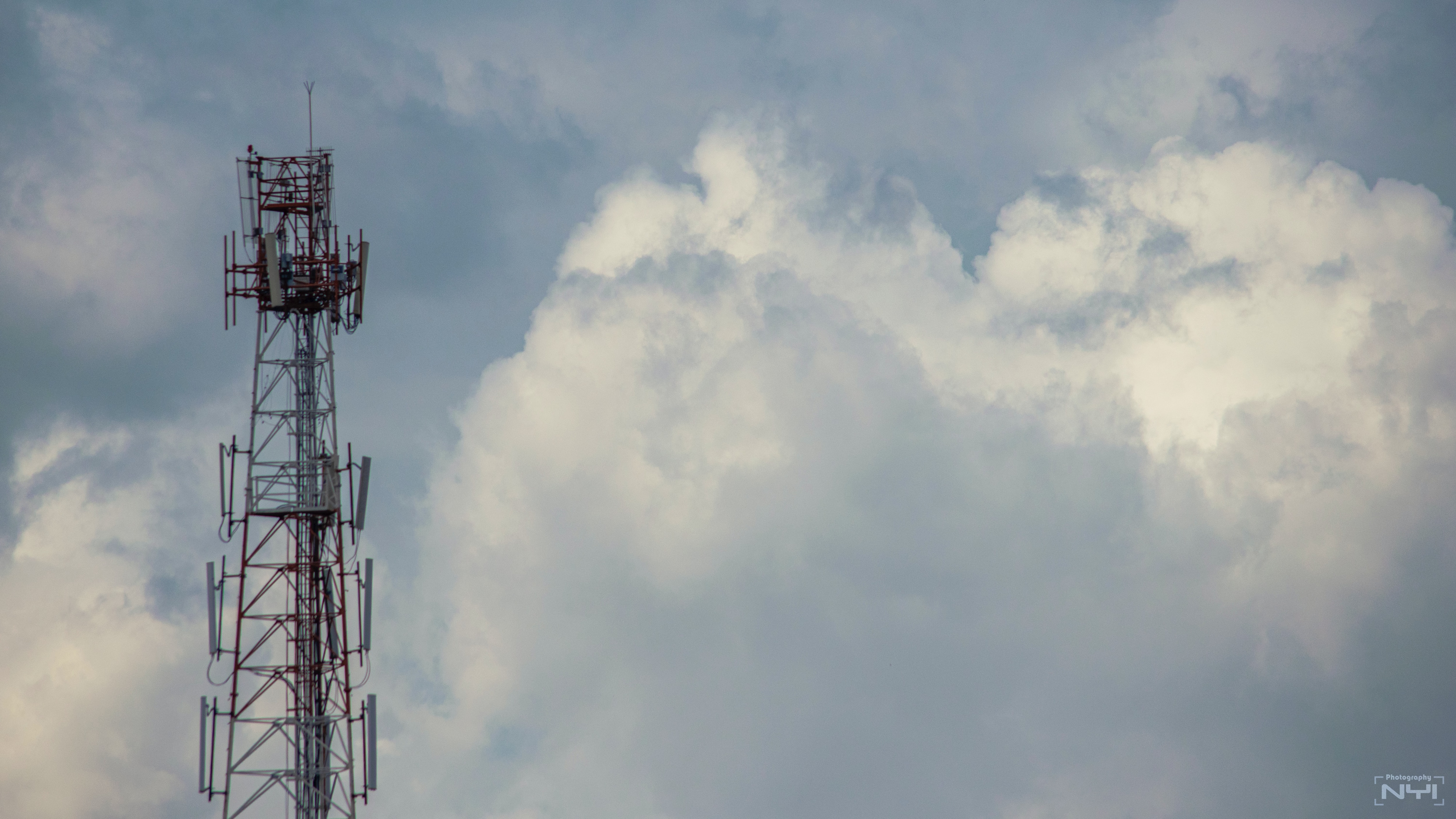 Telecom PSU Stock ITI Up 20% In Over A Week As BSNL Accelerates 5G Push