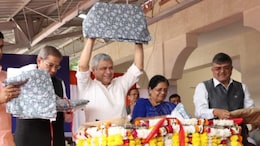 ट्रेन में कंबलों पर मिलेगा कवर, देश में जयपुर से हुई शुरुआत; राजस्थान के 65 स्टेशनों को भी मिला तोहफा