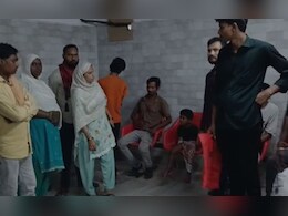 बेटे को बचाने गई मां की पीट-पीटकर हत्या,परिजनों ने पुलिस पर भी लगाए FIR दर्ज न करने के आरोप  बेटे को बचाने गई मां की पीट-पीटकर हत्या,परिजनों ने पुलिस पर भी लगाए FIR दर्ज न करने के आरोप