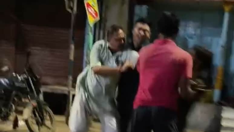 19 Arrested For Illegal Sand Mining In Bengal after BJP MLA-Worker Clash 19 Arrested For Illegal Sand Mining In Bengal after BJP MLA-Worker Clash