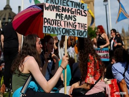 'Where Am I Safe?': Trans People Fear Harassment After UK Court's Ruling 'Where Am I Safe?': Trans People Fear Harassment After UK Court's Ruling