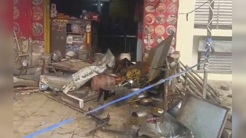 Rajasthan News: चूरू में होटल में खाना खाने को लेकर विवाद, एक युवक को पिकअप गाड़ी से कुचला 