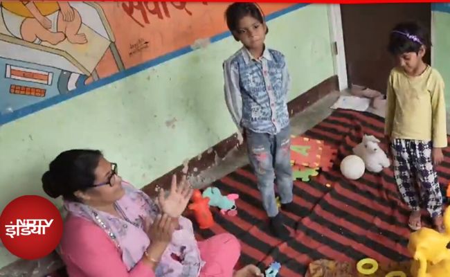 आंगनबाड़ी की प्रेरक कहानियां, सुनंदा & शोभा ने कैसे बदला लाखों बच्चों का भविष्य?

