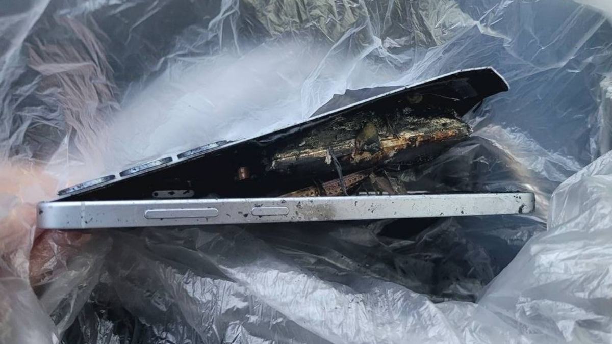 Smartphone Blast: हाथ में फट गया Samsung का ये नया फ्लैगशिप फोन! फिर उठे सेफ्टी पर सवाल