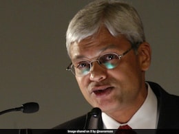 अमेरिका में भारतीय मूल के नामी डिफेंस एक्सपर्ट गिरफ्तार, क्या है खुफिया डॉक्यूमेंट और चीन कनेक्शन का आरोप? अमेरिका में भारतीय मूल के नामी डिफेंस एक्सपर्ट गिरफ्तार, क्या है खुफिया डॉक्यूमेंट और चीन कनेक्शन का आरोप?