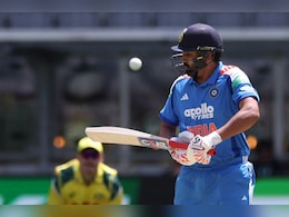 IND vs AUS: संडे बर्बाद हो गया... विराट-रोहित के फ्लॉप शो पर सोशल मीडिया पर हो रही Memes की बरसात, बन रहे ऐसे Jokes