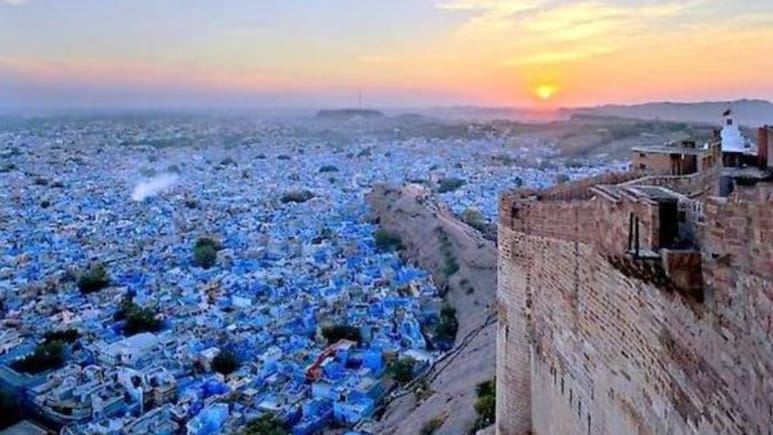Rajasthan Weather: राजस्थान में उत्तरी हवाओं ने बदला मौसम,15 से अधिक शहरों में गिरा पारा; जानें धनतेरस से दिवाली तक कैसा होगा हाल Rajasthan Weather: राजस्थान में उत्तरी हवाओं ने बदला मौसम,15 से अधिक शहरों में गिरा पारा; जानें धनतेरस से दिवाली तक कैसा होगा हाल